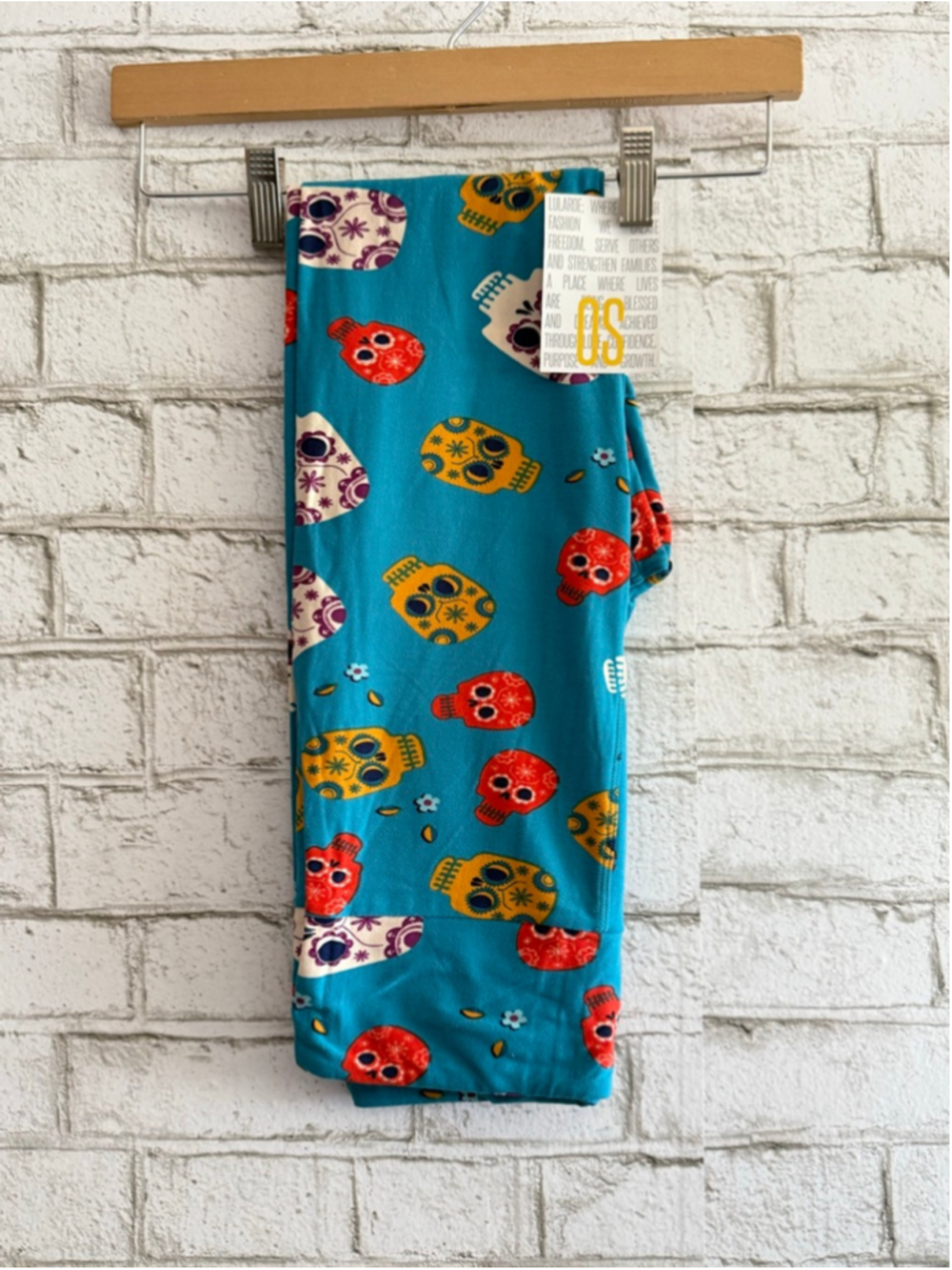 NEW! Sugar Skull OS LulaRoe Leggings Blue Background